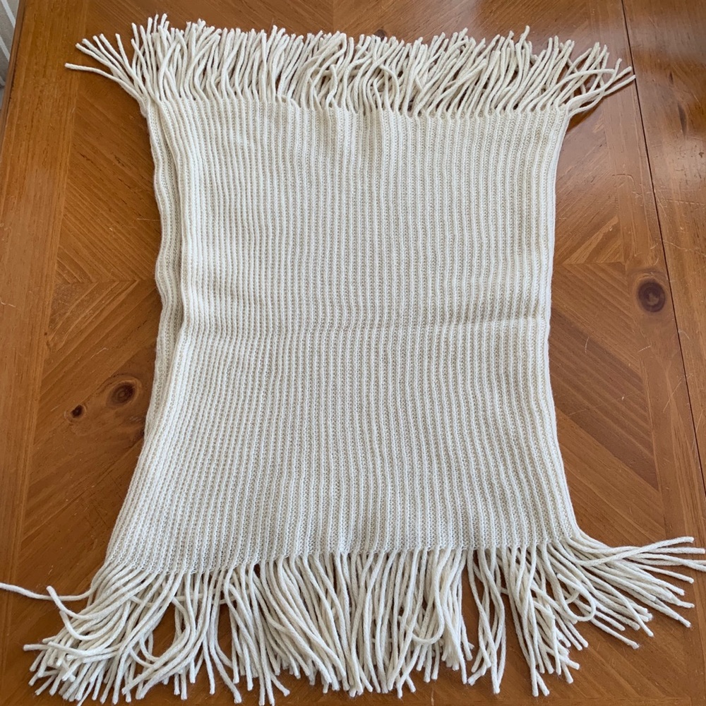 Infinity scarf - Picture 2 of 3